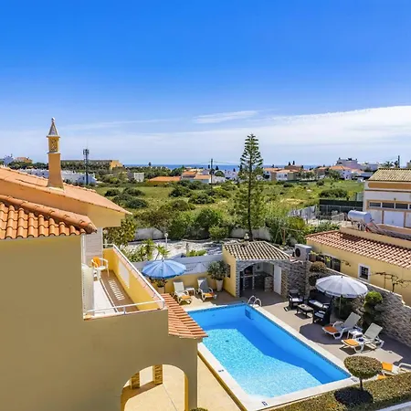 Vila Graca By *